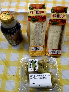 サンドイッチとおつまみいか磯辺天ぷら
