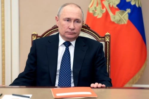 プーチン大統領は、ミサイルがキエフやリヴィウなどの都市に降り注ぐ中、反対勢力の増大に直面している