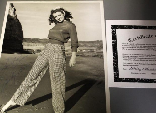 マリリン・モンローのサイン入り1948年以前の写真